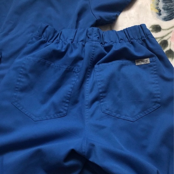 Grey's Anatomy scub set bundle new royal blue xxs xxsp top bottoms - Picture 4 of 7